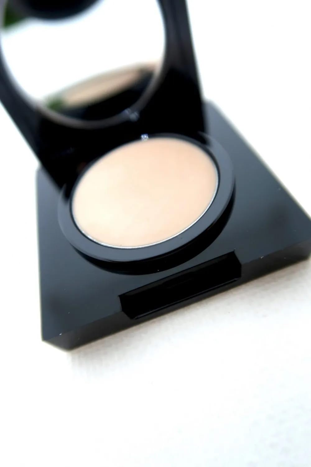 elke BROW TAMER POMADE CLEAR transparent water resistant vegan formula brow wax