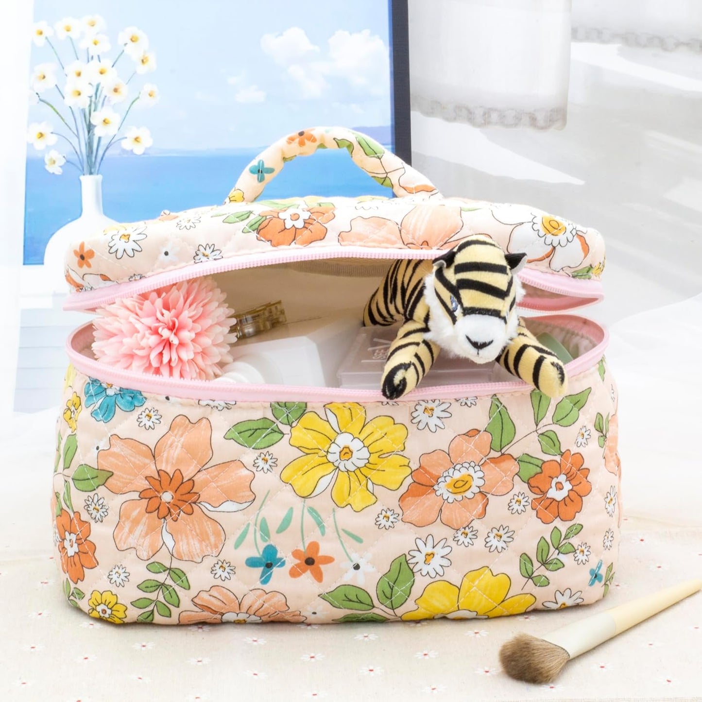 PAZIMIIK Quilted Makeup Bag Large Travel Zipper Soft Cosmetic Case for Women Girls Make Up,Floral Orange
